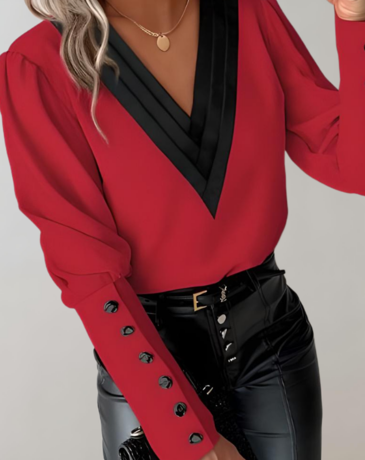 Marisa - Trendy top met lange mouwen en V-halslijn